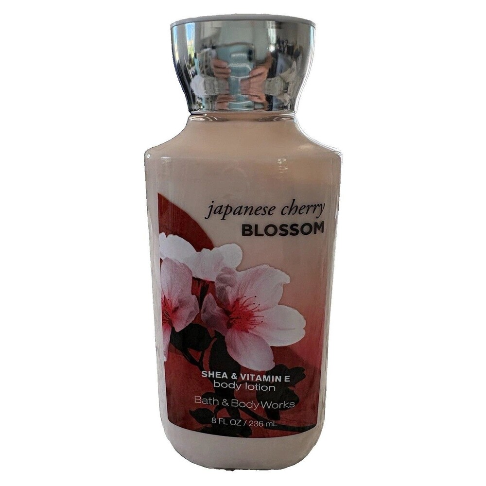 Bath & Body Works Japanese Cherry Blossom Body Lotion Shea Vit E 8 fl oz